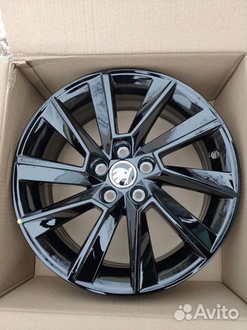 Skoda Stratos Black 16е Новые Оригинал