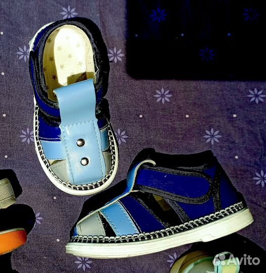 Детская обувь кроссовки сандалии в садик 22-23