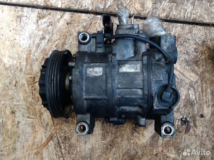 Компрессор кондиционера Audi A6 C5 2.5tdi AKE
