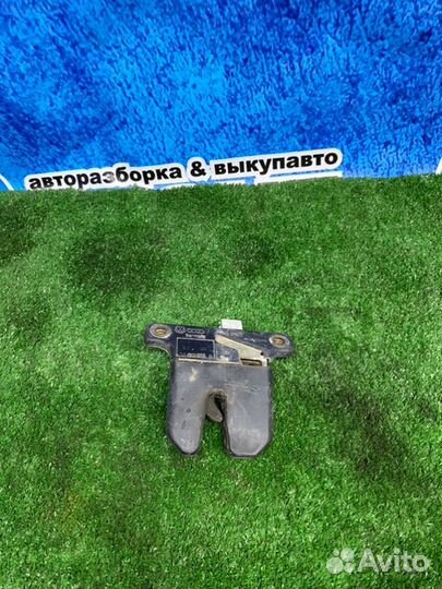 Замок багажника Audi A6 C5 2.4 1999