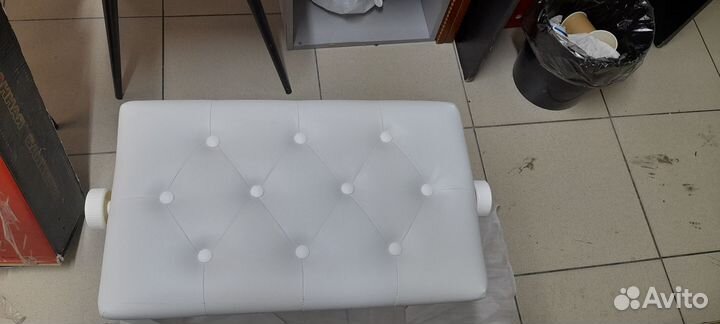 Банкетка для пианино регулируемая