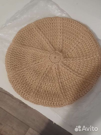 Берет женский