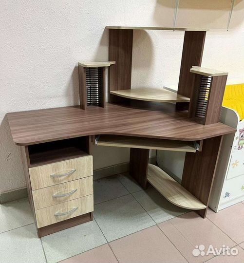 Компьютерный стол Грета-7 Новый Со Склада