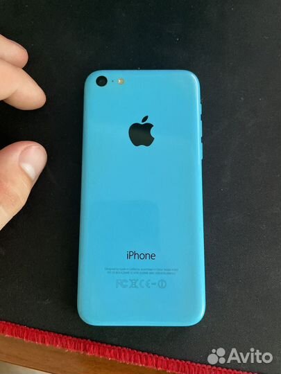 Телефон iPhone 5c