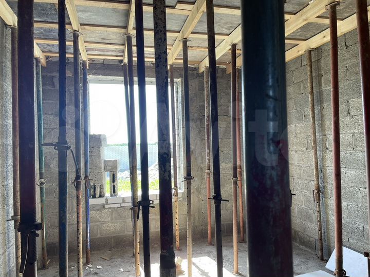 Дом 95 м² на участке 4 сот.