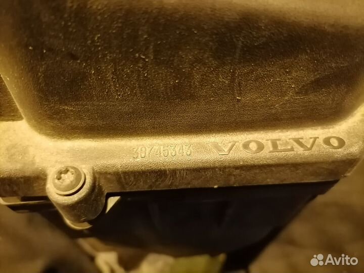 Корпус воздушного фильтра B6324S 30745343 Volvo S8