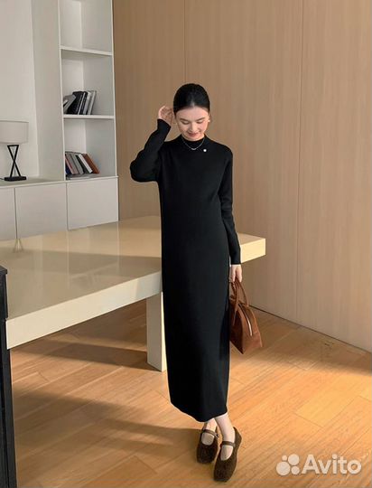 Трикотажное теплое платье для беременных