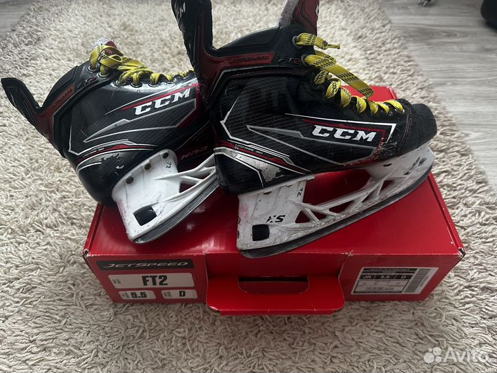 Коньки хоккейные CCM jetspeed ft2