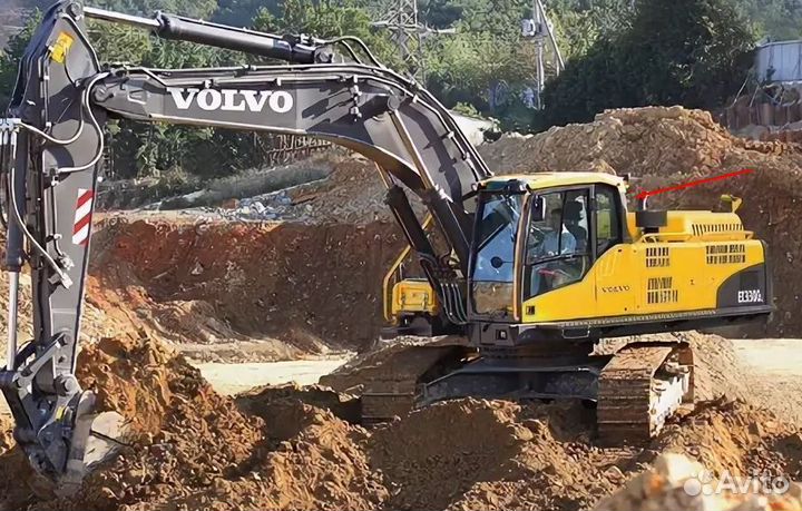 Стекло заднее на экскаватор Volvo EC 330