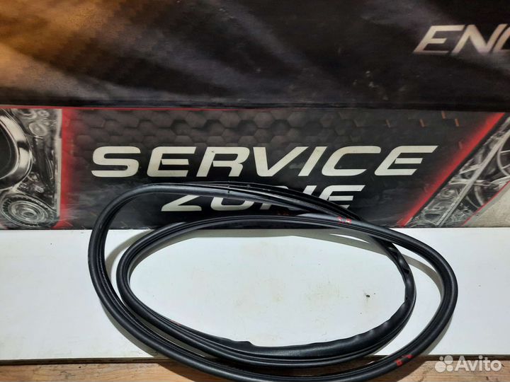 Уплотнитель дверного проема Renault Megane 2