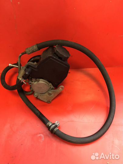 Насос гура к Мерседес Спринтер 2.9 тди