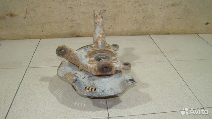 Кулак поворотный П/Л Toyota Corolla (E150)