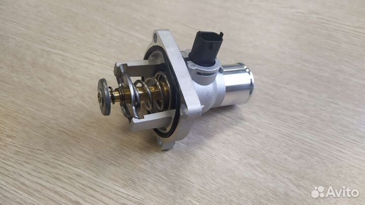 Термостат Opel Chevrolet