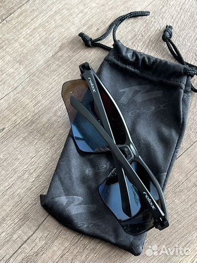 Очки спортивные