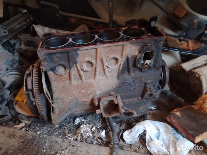 Блок цилиндров ваз 2106