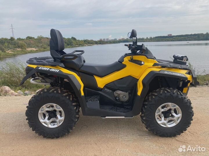 Квадроцикл BRP Can-Am Outlander MAX 650, 2013 г