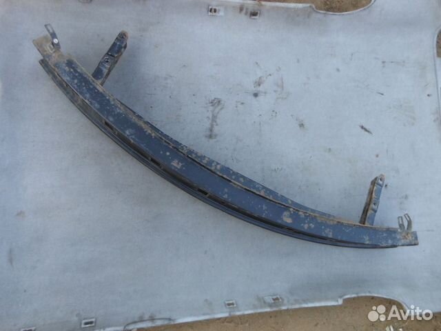 Усилитель переднего бампера для Mitsubishi Carisma