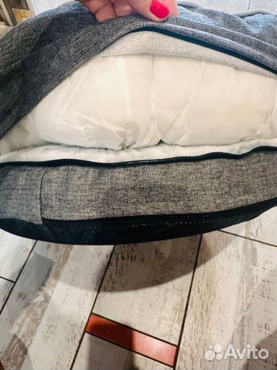 Лежанка для собак и кошек