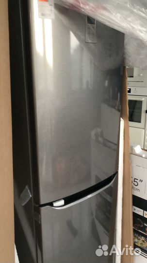 Холодильник новый