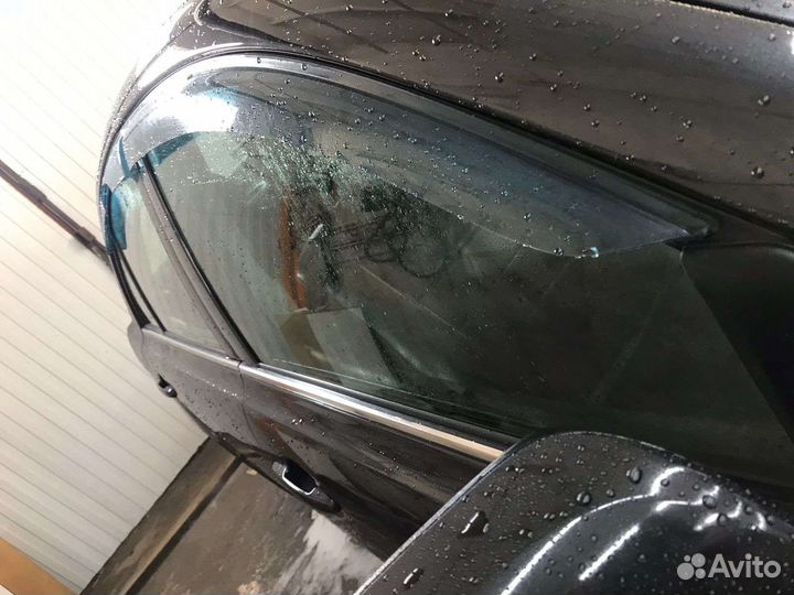 Ветровики Avensis t250