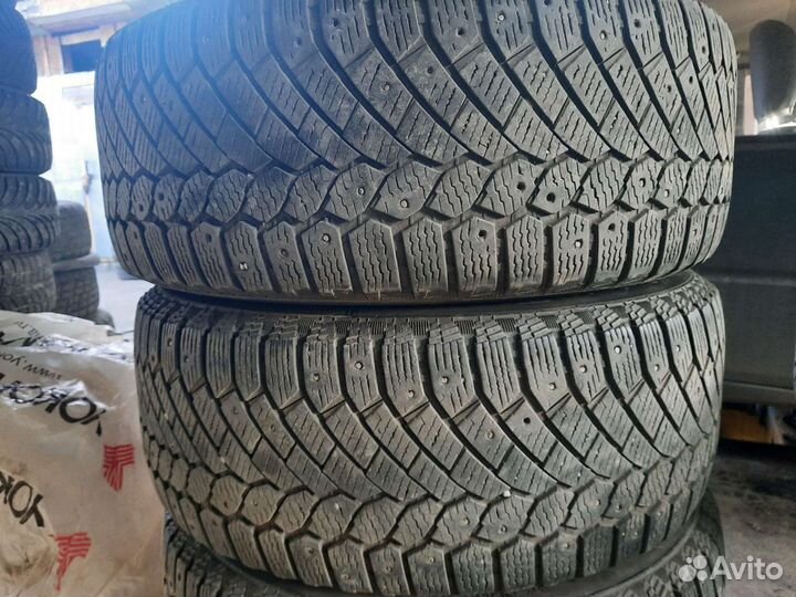Continental ContiIceContact 235/55 R17