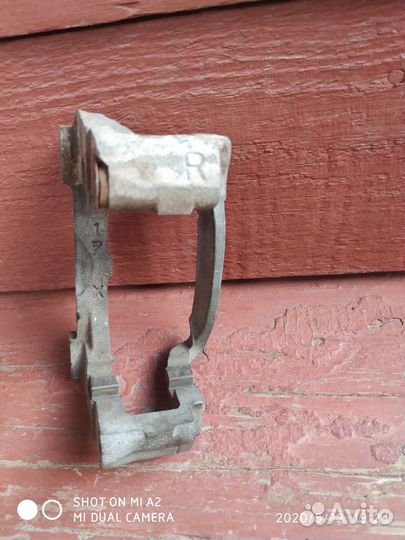 Фара левая Сузуки гранд Витара