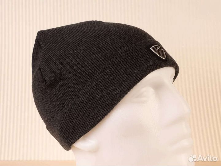 Мужская шапка
