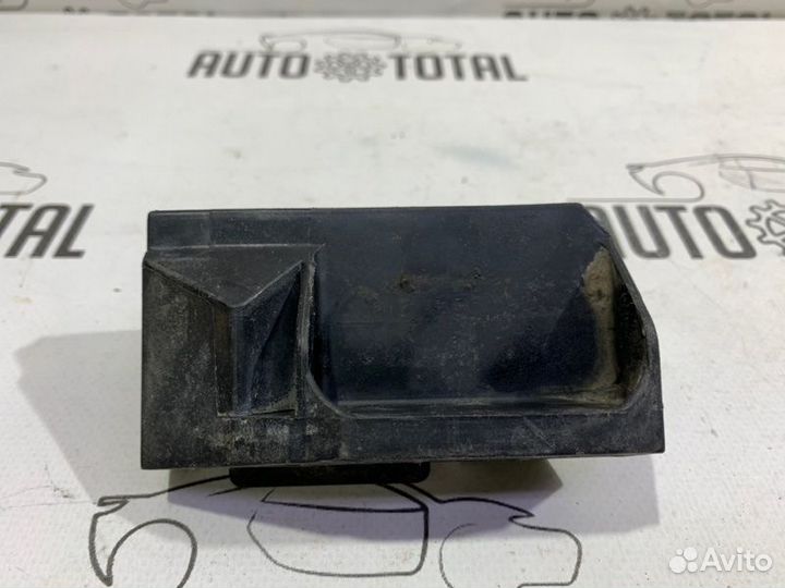 Крепление радиатора Bmw 745 E65 N62B44 2004