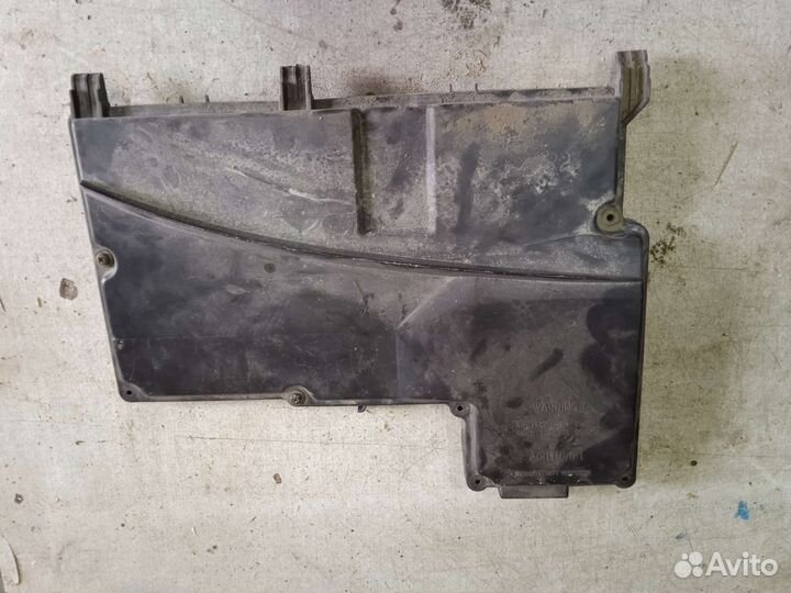 Крышка блока предохранителей audi a8 d2 ауди а8 д2