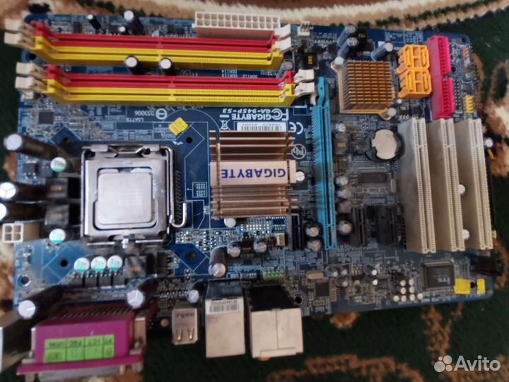 Материнская плата