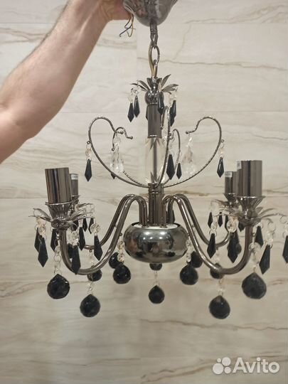 Продам хрустальную люстру