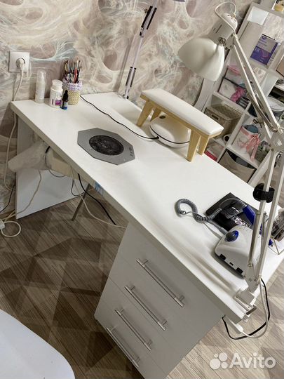 Стол для маникюра