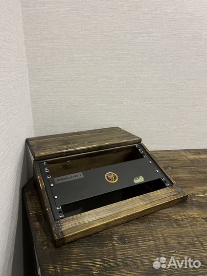 Cтудийный стол, стол аранжировщика, рековый стол