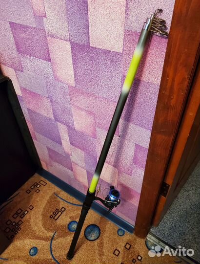 Спиннинг телескопический 4 м с полным комплектом