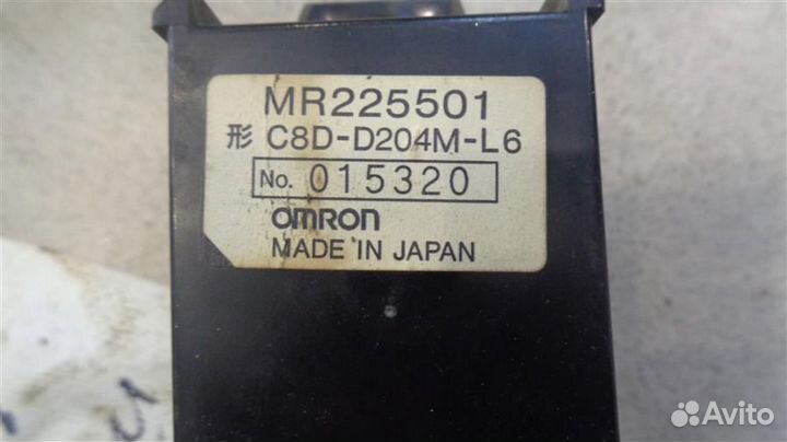 Блок управления стеклоподъемниками передний левый