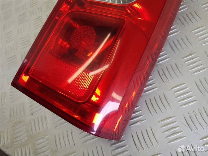 Фонарь задний правый Citroen Berlingo