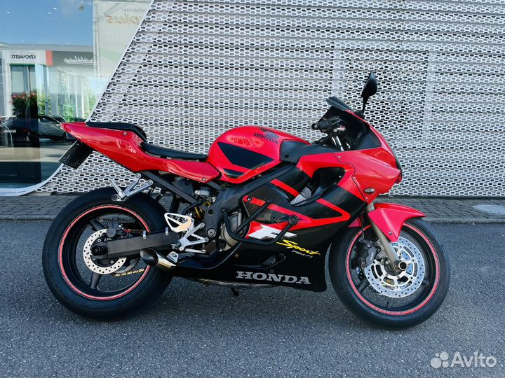 Продам Honda cbr 600 f4i
