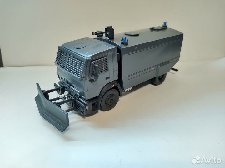 Сборная модель Камаз Водомет 