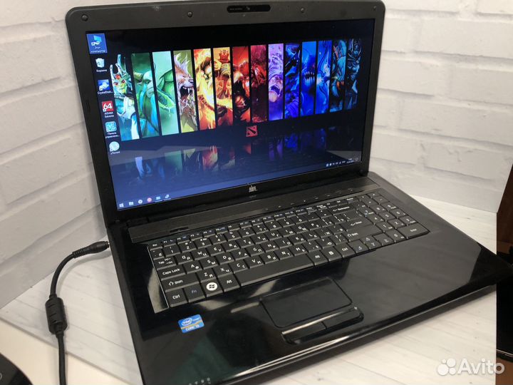 Игровой ноутбук i5/2 видеокарты/6gb