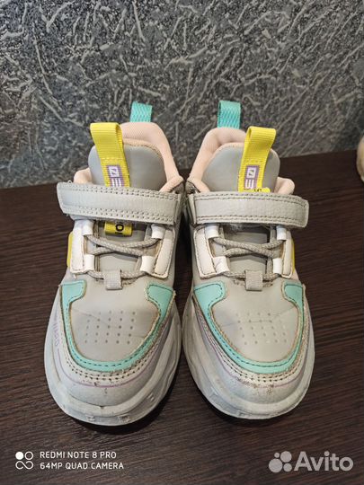 Кроссовки 27р