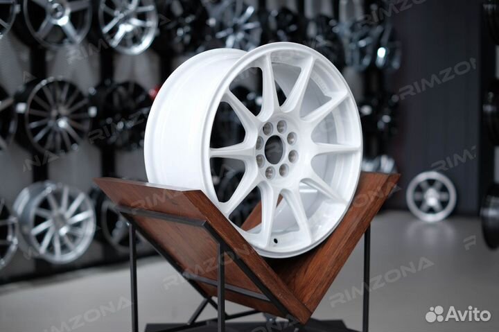 Литые диски XXR R17 на X-Ray. Арт827