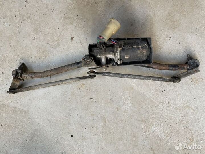 Трапеция дворников в сборе с моторч Daewoo Nexia