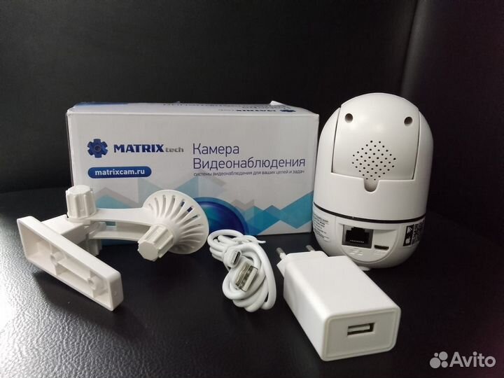 Компактная поворотная сетевая Wi-Fi видеокамера 2М