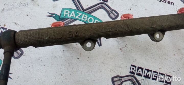 Топливная рейка Toyota Harrier