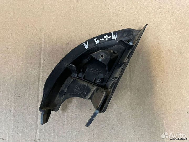 Уголок обшивки двери Mitsubishi Lancer IX левый