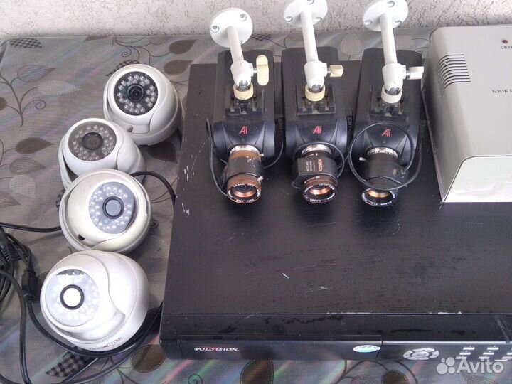 Видеорегистратор для видеонаблюдения с камерами