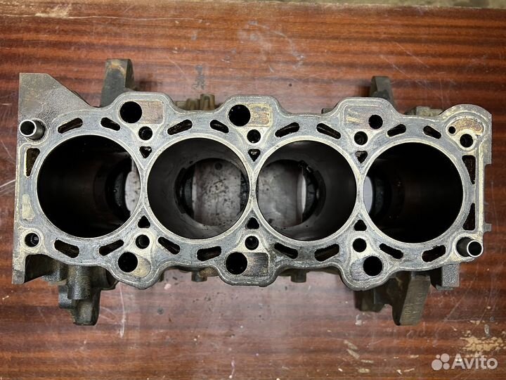 Блок цилиндров 4G94 Mitsubishi Legnum