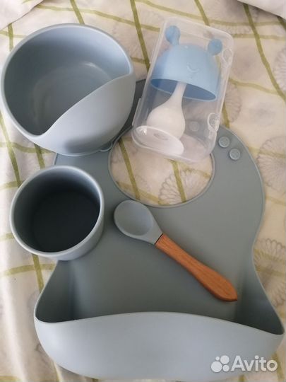 Селиконовая посуда для малыша