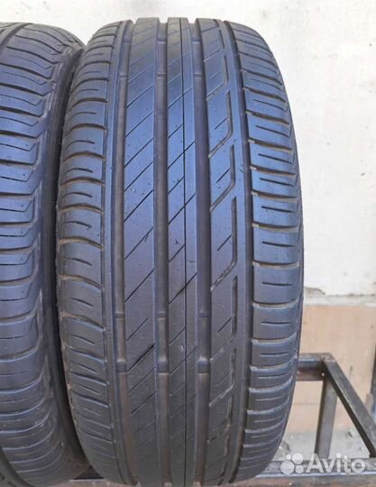 Bridgestone Turanza T001 215/55 R17 94V