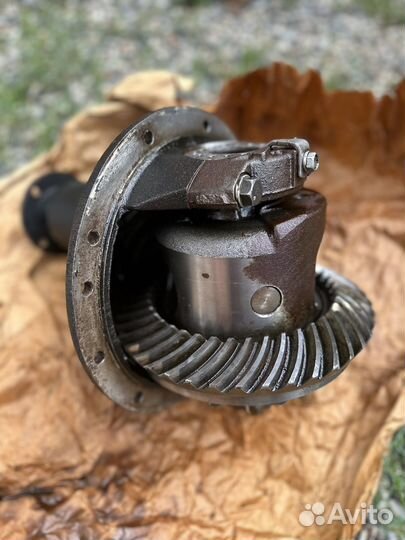 Редуктор заднего моста (с самоблокировкой)